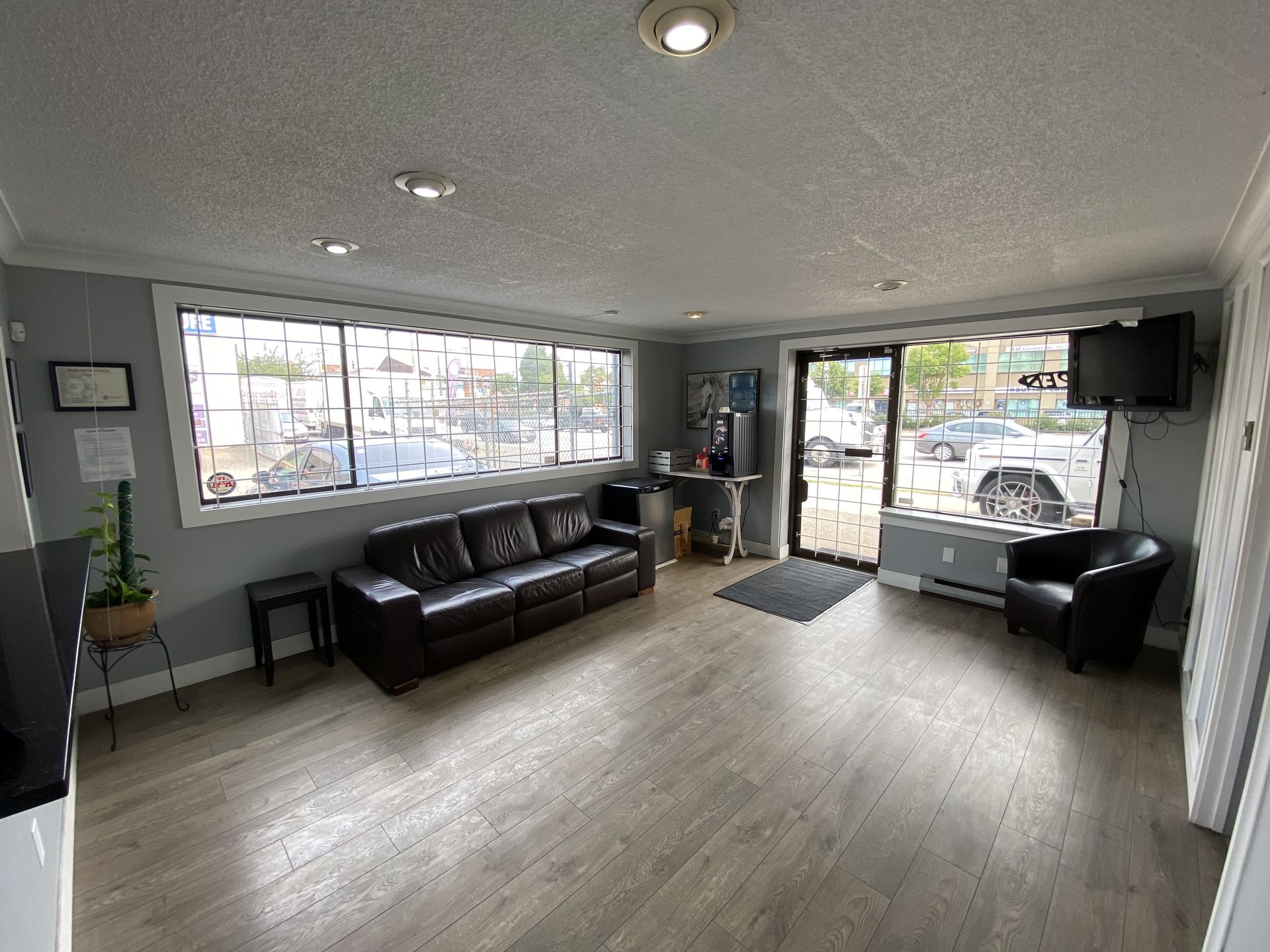 AMJ Auto Group gallery photo